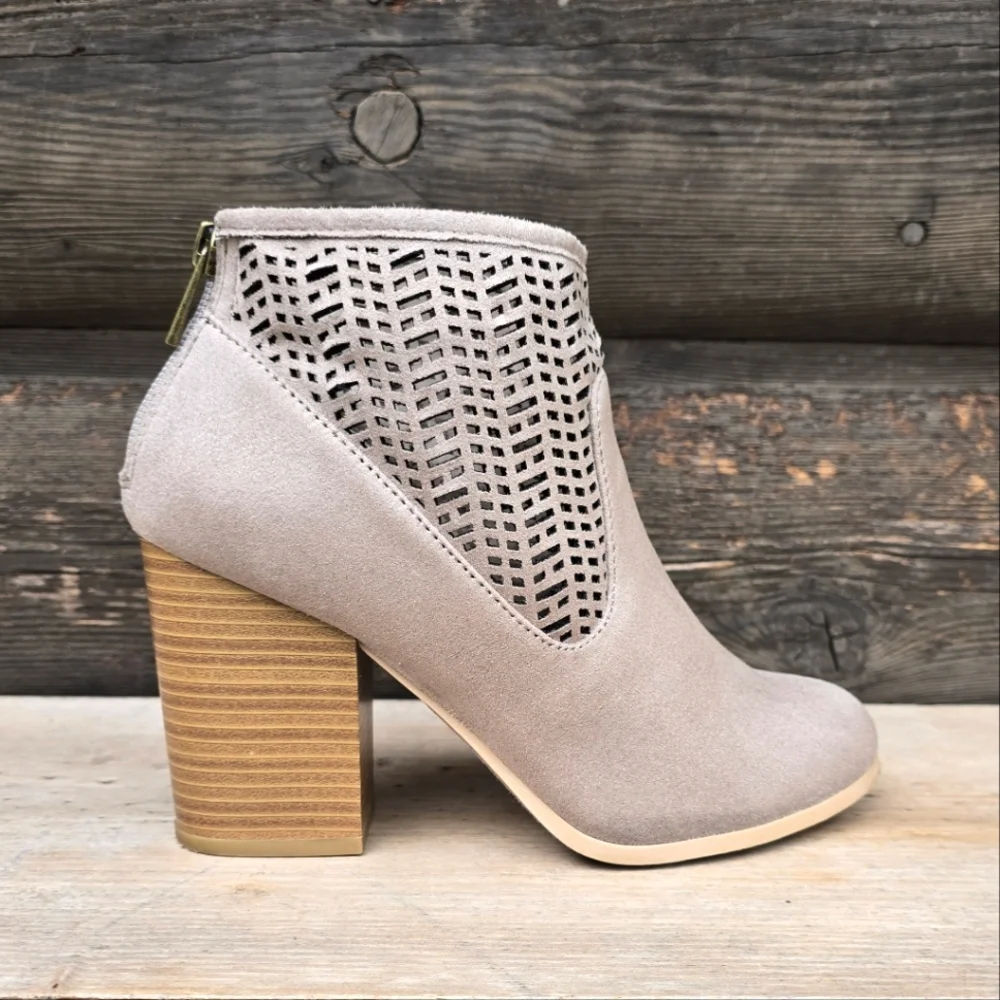 Coconuts by Matisse Modern Boho Taupe Block Heel Bootie 6.5M